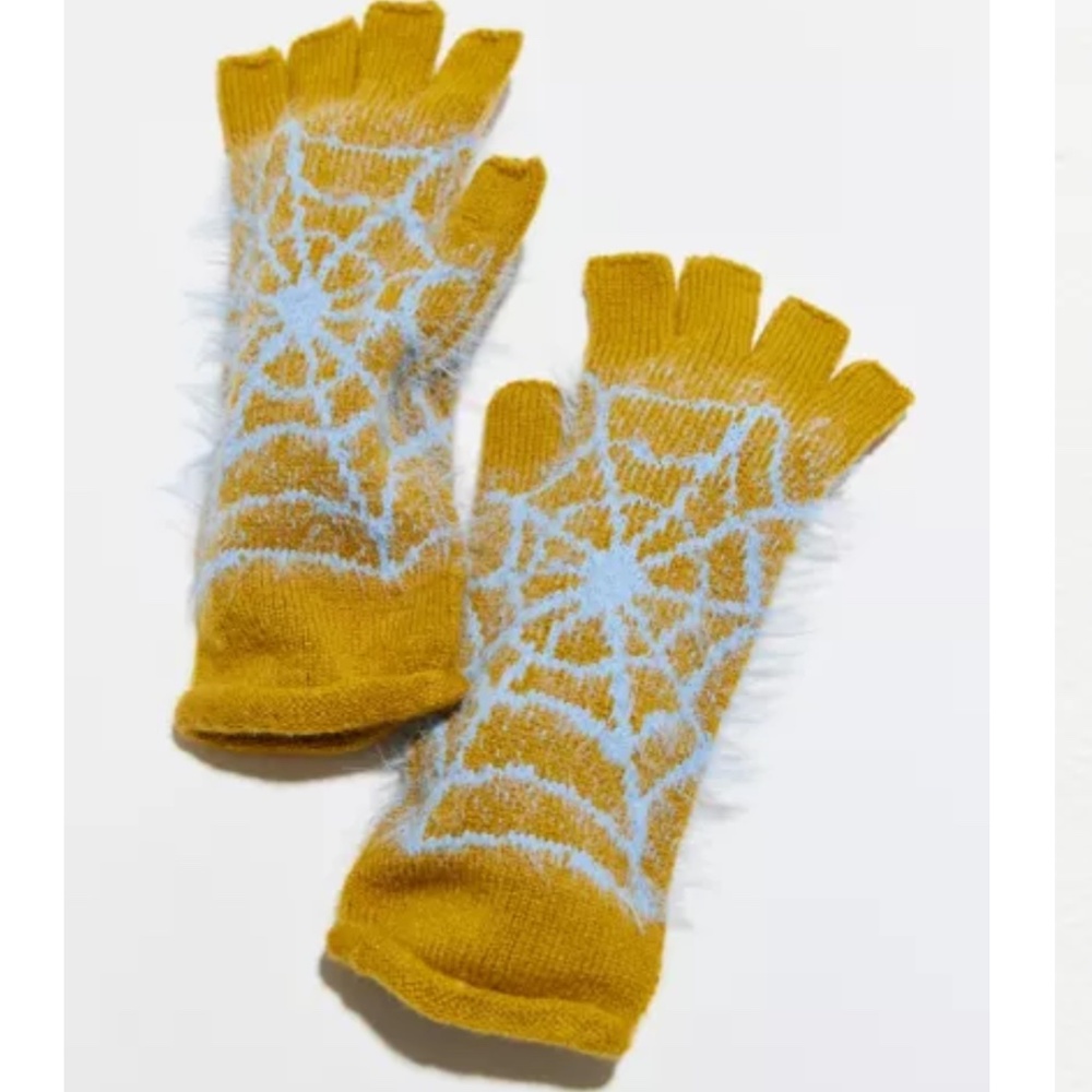 Ellie fingerless gloves